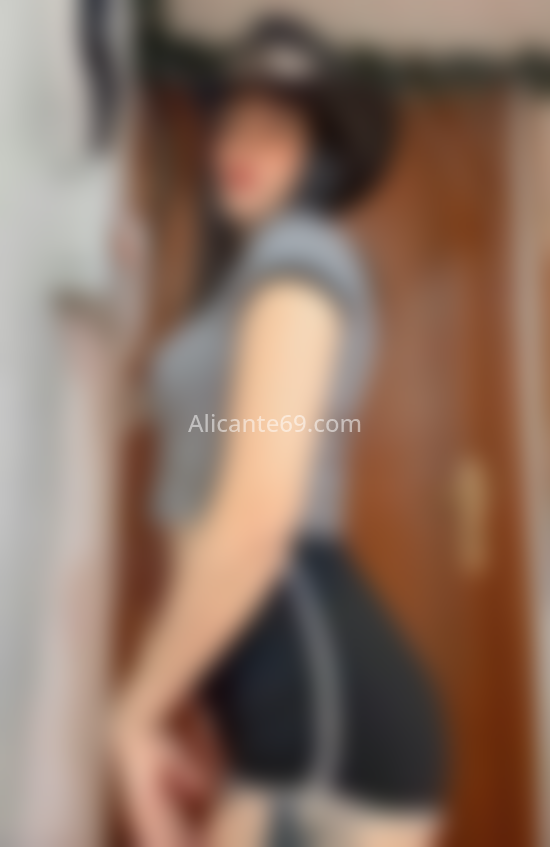 Sol, paraguaya 27 años. 647609649. Citas en ALICANTE, ALICANTE. www.alicante69.com.