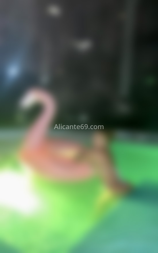 Reina, colombiana nueva en la ciudad. 637256484. Citas en ALICANTE, ALICANTE. www.alicante69.com.