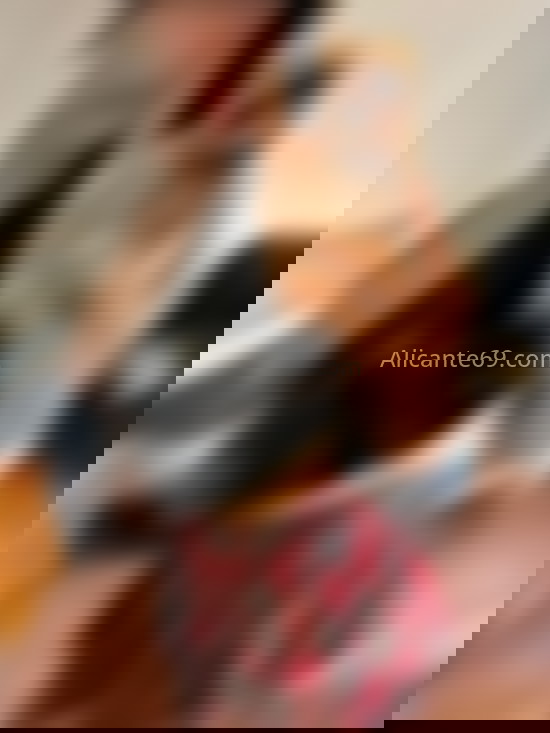 Sofía, bella mujer quiere conocerte. 643014329. Citas en ALICANTE, ALICANTE. www.alicante69.com.
