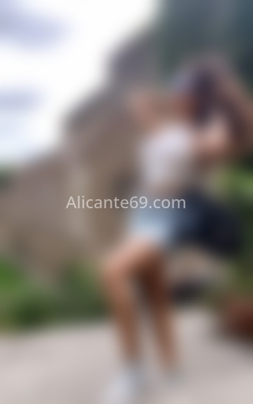 Tatiana, guapísima trans argentina. 692448336. Citas en ALICANTE, ALICANTE. www.alicante69.com.