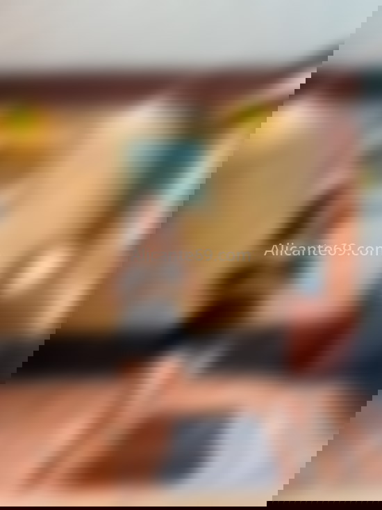 Natalia, colombiana juvenil. 658910156. Citas en ALICANTE, ALICANTE. www.alicante69.com.