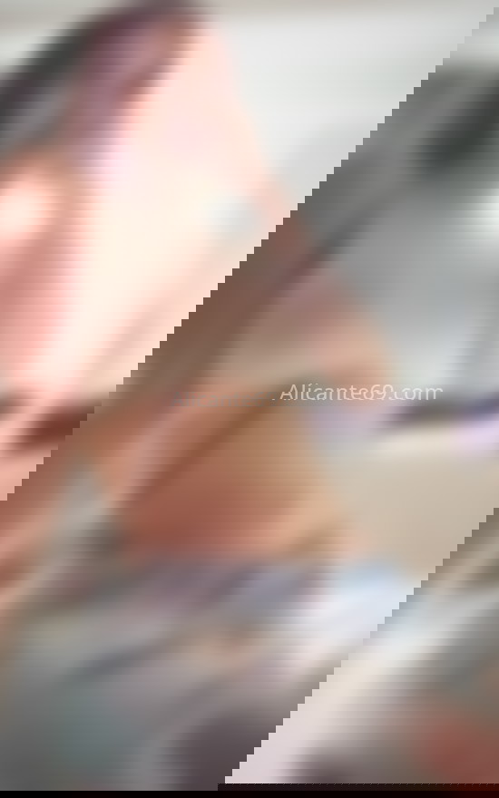 Alison . 647081194. Citas en ALICANTE, ALICANTE. www.alicante69.com.