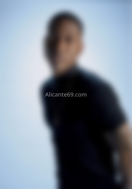 Criz, latino . 613714157. Citas en ALICANTE, ALICANTE. www.alicante69.com.