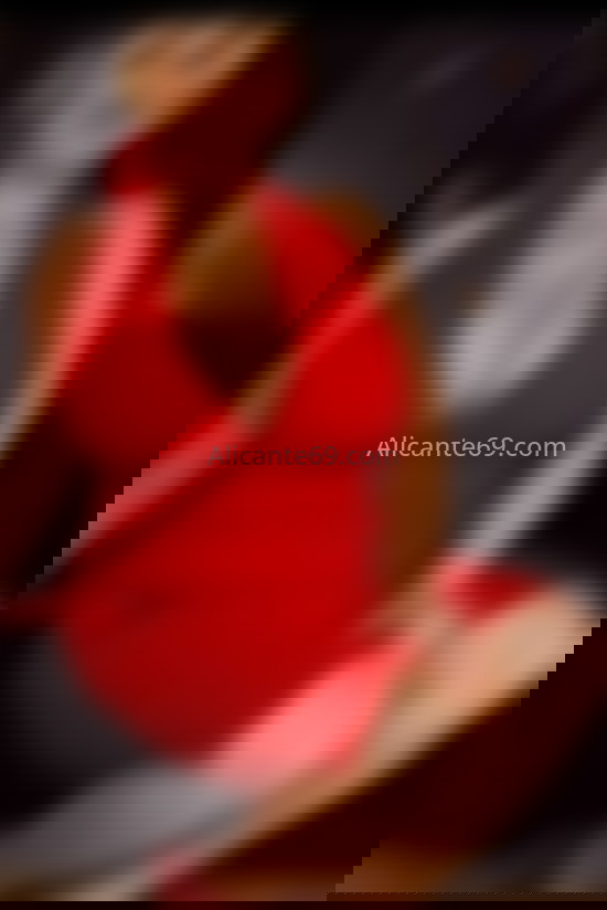 Tati, mujer fascinante. 641554318. Citas en ALICANTE, ALICANTE. www.alicante69.com.
