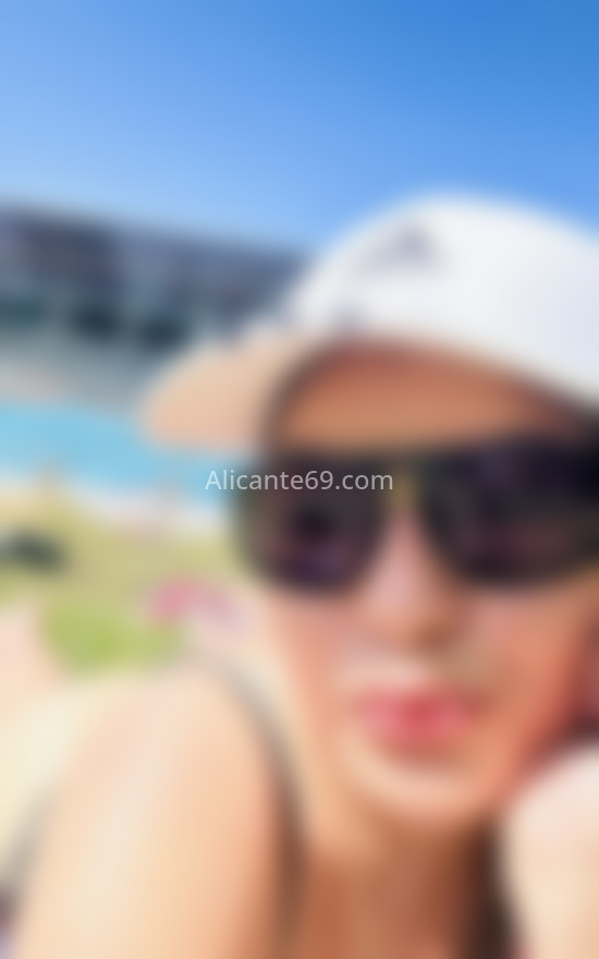 Katalina, con ganas de planes bonitos. 613465954. Citas en ALICANTE, ALICANTE. www.alicante69.com.
