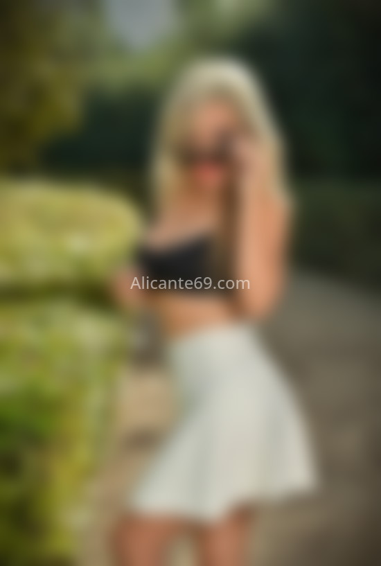 Juliana, rubia con mucha vitalidad. 643753068. Citas en ALICANTE, ALICANTE. www.alicante69.com.