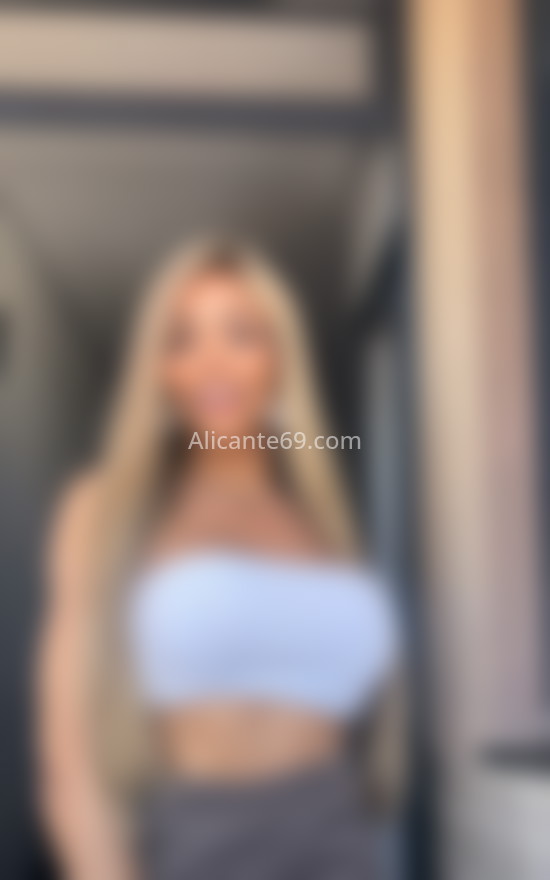 Priscila, joven chica trans. 613646684. Citas en ALICANTE, ALICANTE. www.alicante69.com.