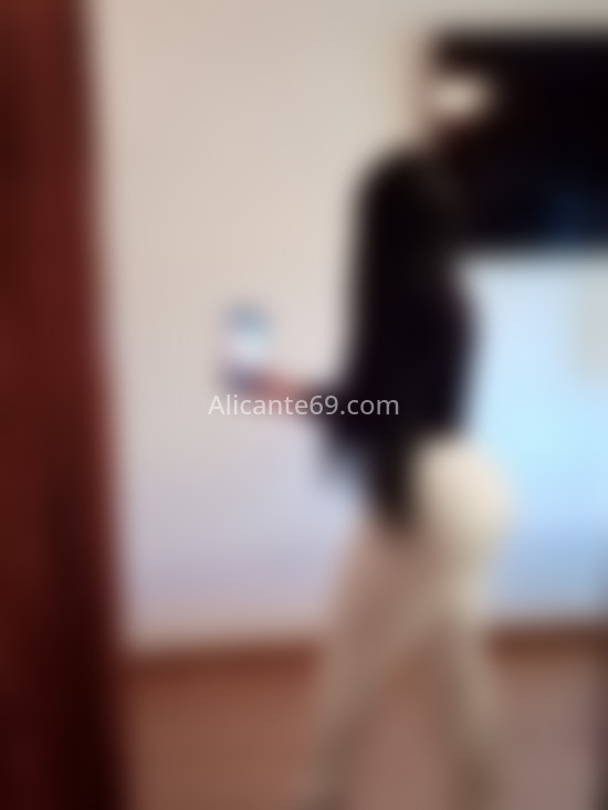 María, colombiana recién llegada . 613990332. Citas en ALICANTE, ALICANTE. www.alicante69.com.
