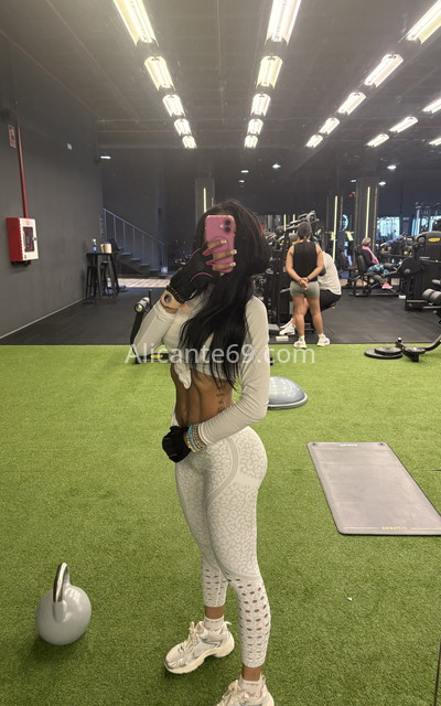 Carismática y dulce mujer venezolana . 670336306. Citas en ALICANTE, ALICANTE. www.alicante69.com.