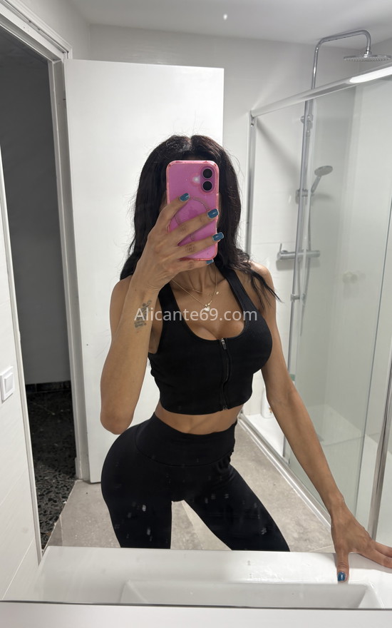 Carismática y dulce mujer venezolana . 670336306. Citas en ALICANTE, ALICANTE. www.alicante69.com. Carismática y dulce mujer venezolana . 670336306. Citas en ALICANTE, ALICANTE. www.alicante69.com.