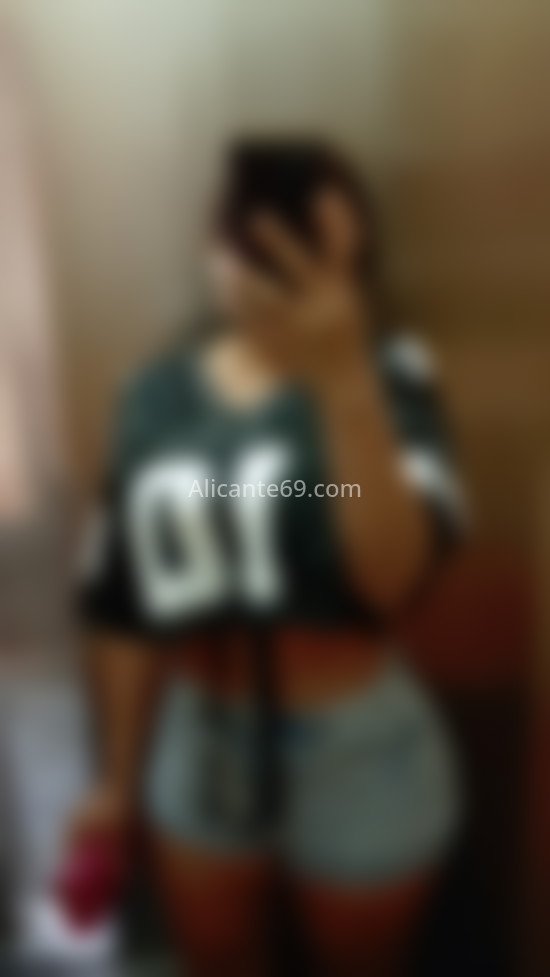 Karolay, chica colombiana. 613960736. Citas en ALICANTE, ALICANTE. www.alicante69.com.