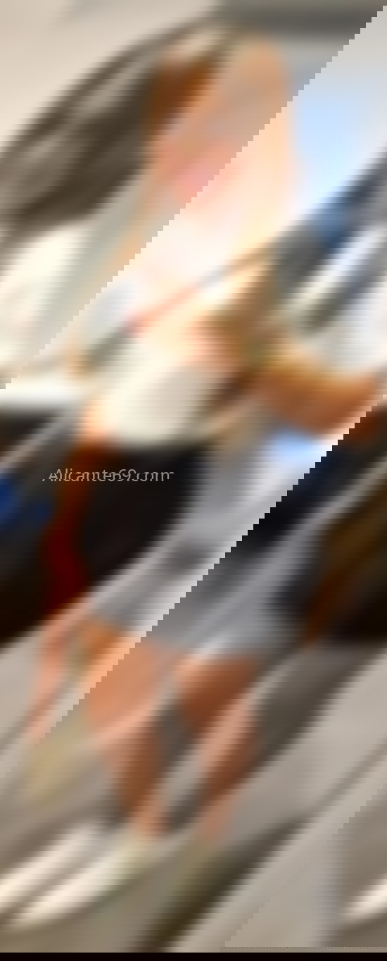 Diana, mujer colombiana. 685882766. Citas en ALICANTE, ALICANTE. www.alicante69.com.