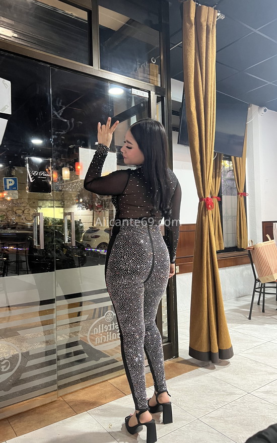 Sara, latina recién llegada . 627420381. Citas en ALICANTE, ALICANTE. www.alicante69.com.