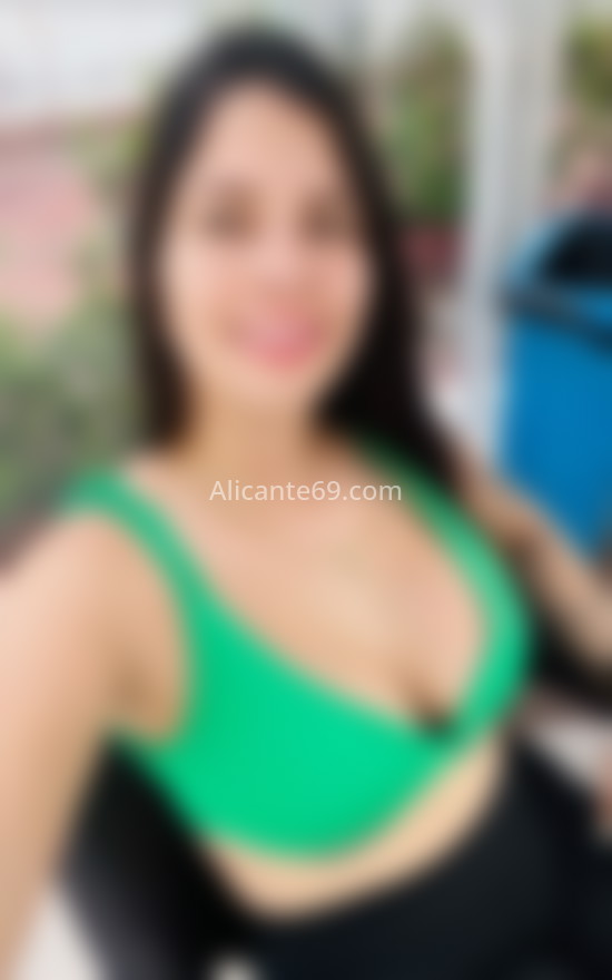 Ariana, latina elegante . 666352065. Citas en ALICANTE, ALICANTE. www.alicante69.com.
