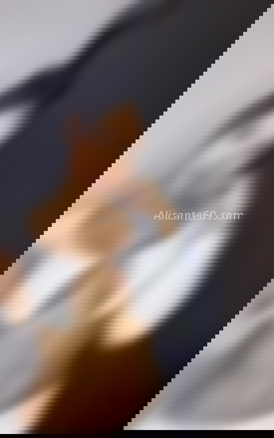 Martina, guapa colombiana . 669045184. Citas en ALICANTE, ALICANTE. www.alicante69.com.