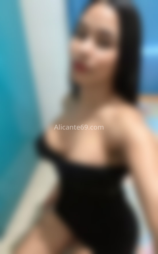 Lía, venezolana. 641725956. Citas en ALICANTE, ALICANTE. www.alicante69.com.