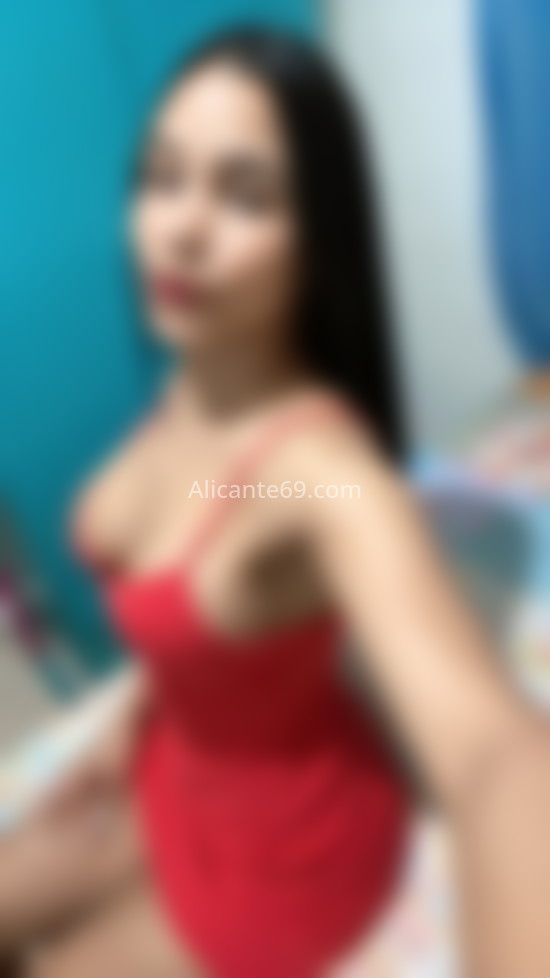 Lía, venezolana. 641725956. Citas en ALICANTE, ALICANTE. www.alicante69.com.