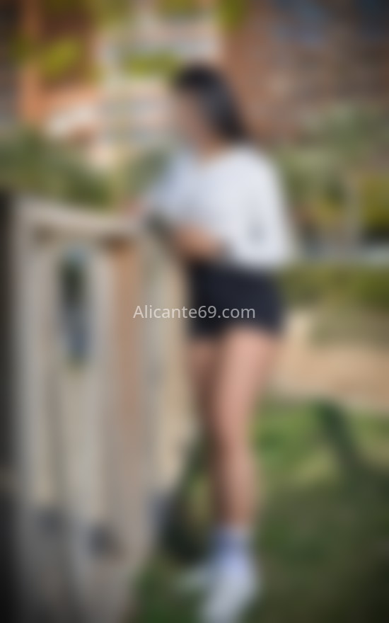 Victoria . 640946330. Citas en ALICANTE, ALICANTE. www.alicante69.com.