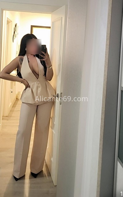Ariel. 640946330. Citas en ALICANTE, ALICANTE. www.alicante69.com.