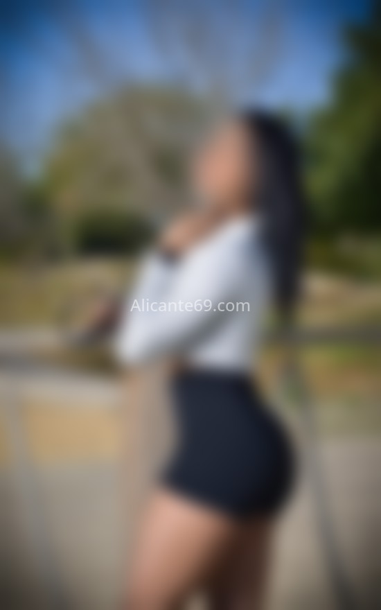 Victoria . 640946330. Citas en ALICANTE, ALICANTE. www.alicante69.com.