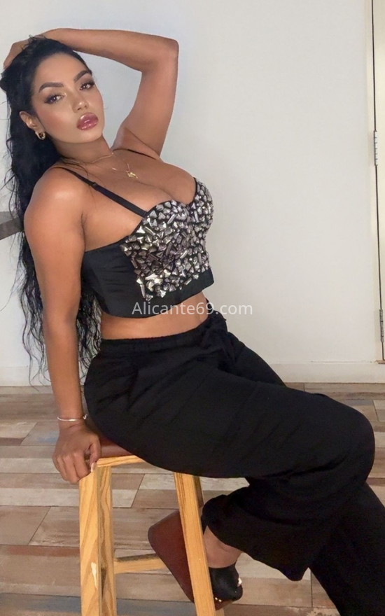 Pamela . 640946330. Citas en ALICANTE, ALICANTE. www.alicante69.com.