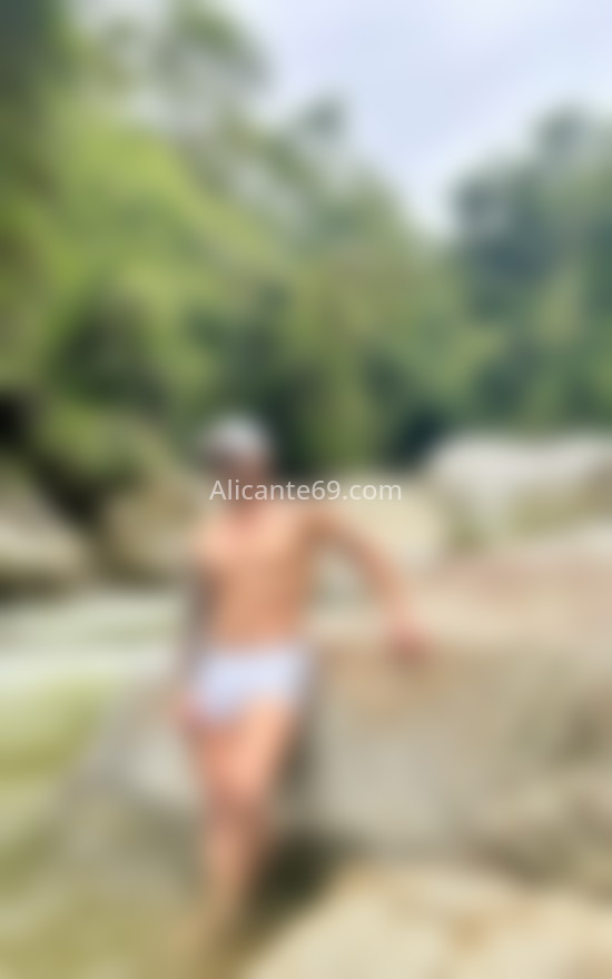 Bruno de Luca. 604140549. Citas en ALICANTE, ALICANTE. www.alicante69.com.