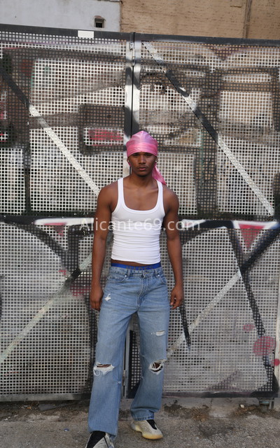 David, caribeño de piel morena . 626021185. Citas en ALICANTE, ALICANTE. www.alicante69.com.