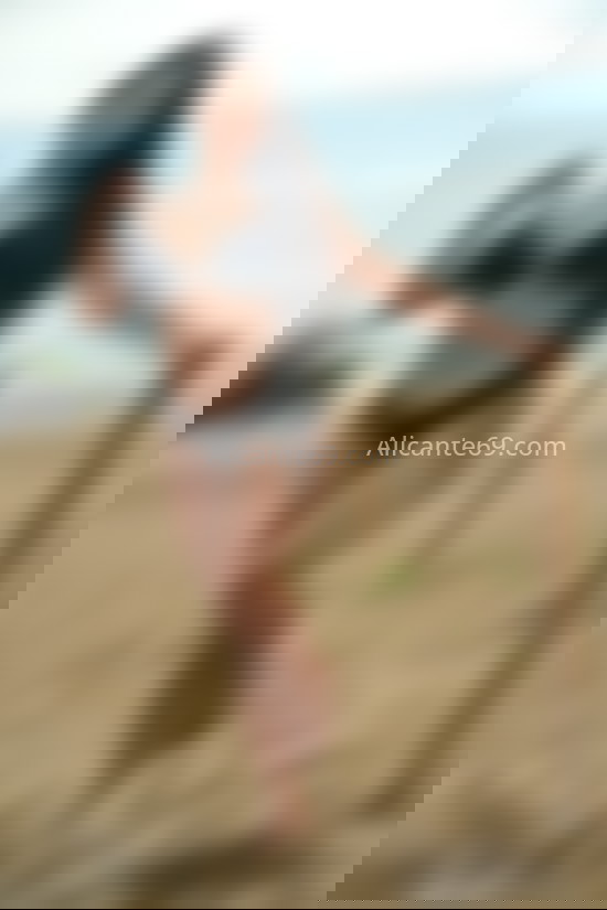 Silvania, guapa brasileña . 675699838. Citas en ALICANTE, ALICANTE. www.alicante69.com.
