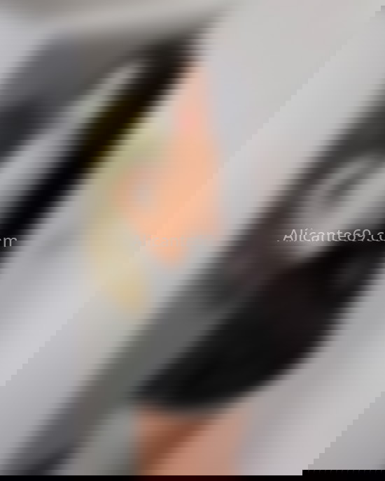 Sofia, joven colombiana. 673004431. Citas en ALICANTE, ALICANTE. www.alicante69.com.