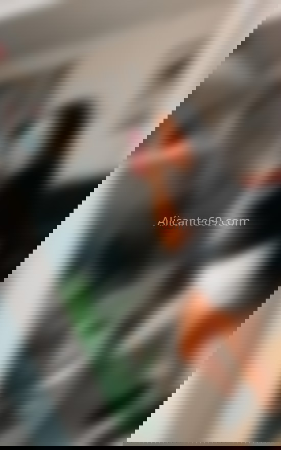 Daniela, jovencita colombiana. 640998415. Citas en ALICANTE, ALICANTE. www.alicante69.com.