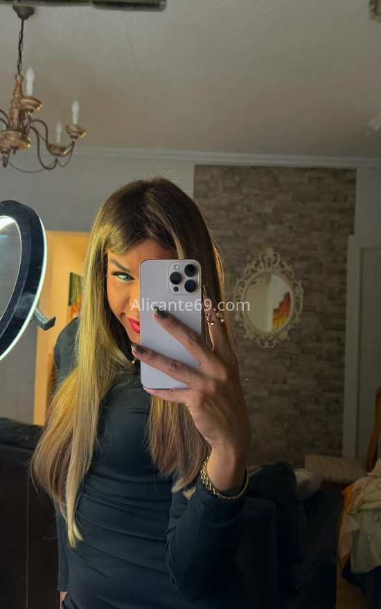 Genesis, trans venezolana recién llegada. 613758046. Citas en ALICANTE, ALICANTE. www.alicante69.com.