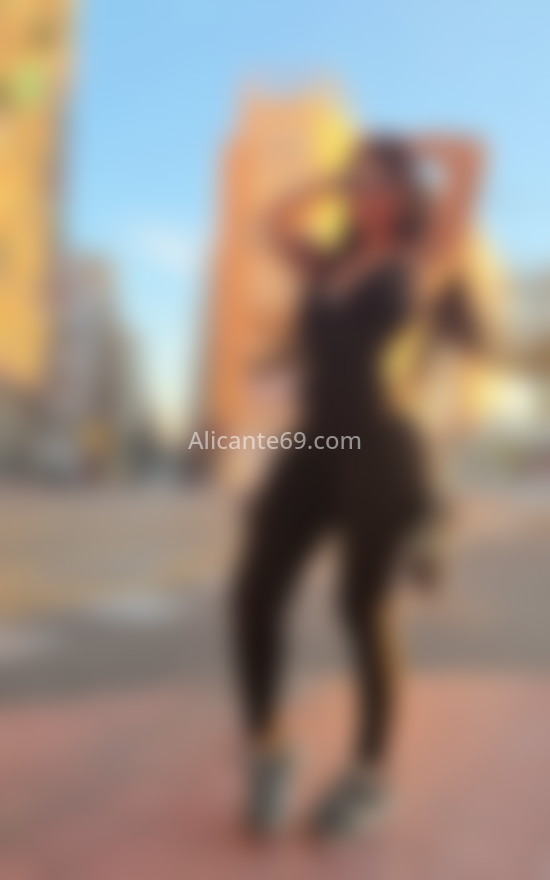 Isabella, chica colombiana. 625333747. Citas en ALICANTE, ALICANTE. www.alicante69.com.