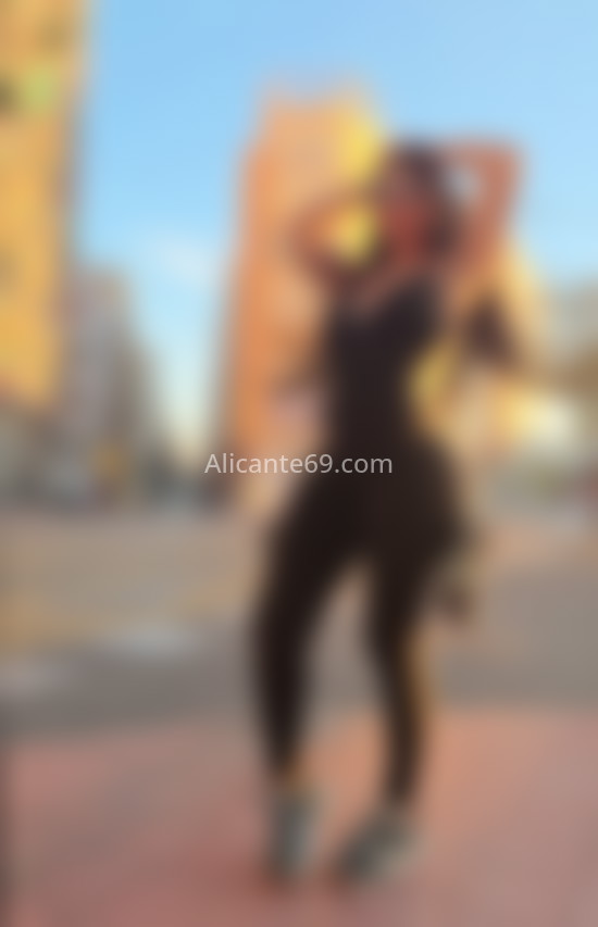 Isabella, chica colombiana. 625333747. Citas en ALICANTE, ALICANTE. www.alicante69.com.