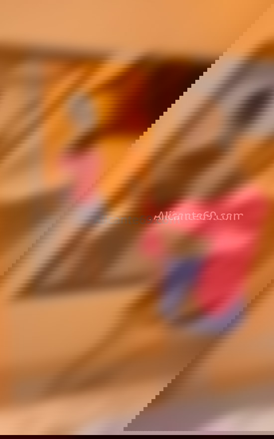 Cristal . 607655596. Citas en ALICANTE, ALICANTE. www.alicante69.com.