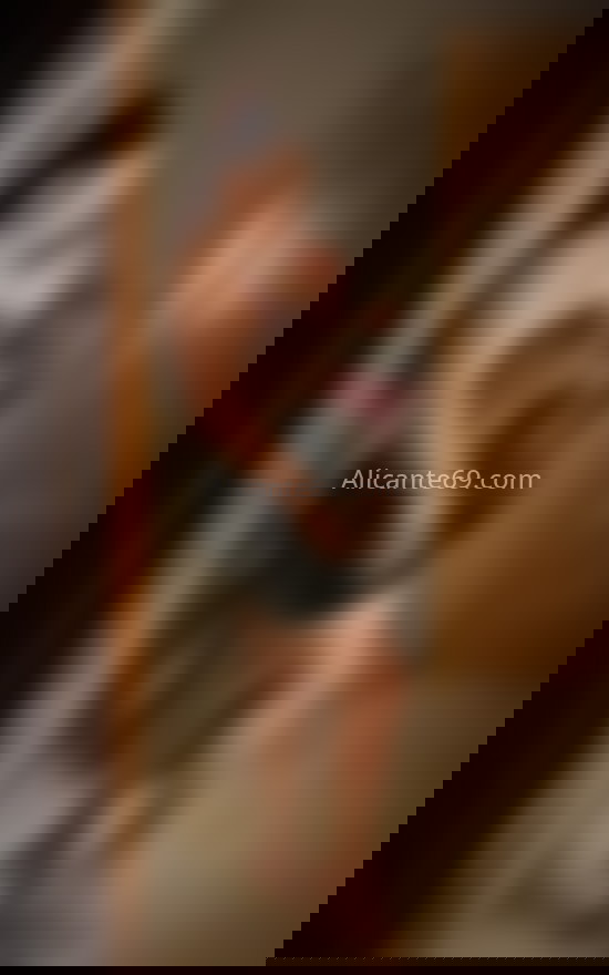 Sara, encantadora colombiana. 603275590. Citas en ALICANTE, ALICANTE. www.alicante69.com.