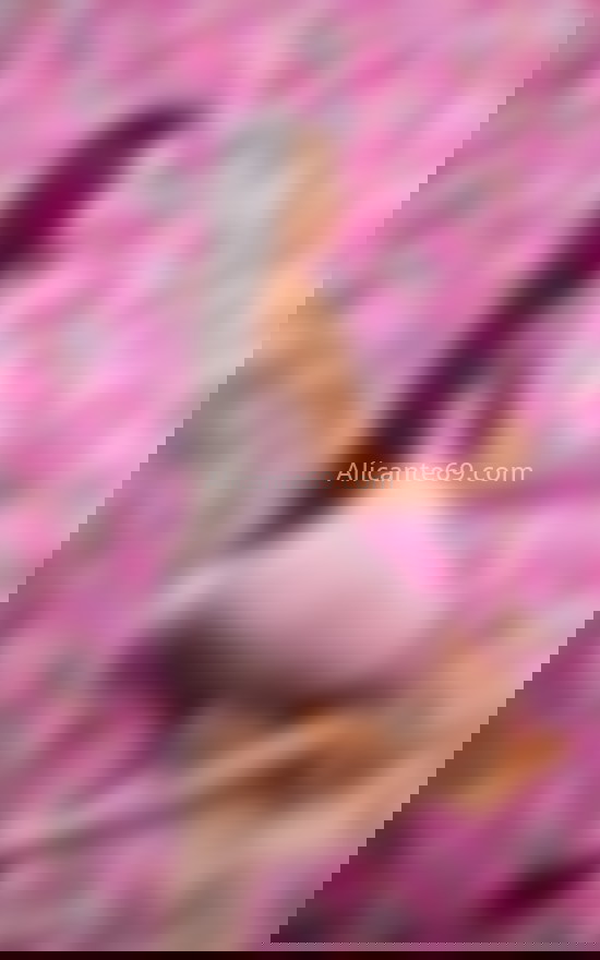 Linda, joven divertida. 603945518. Citas en ALICANTE, ALICANTE. www.alicante69.com.