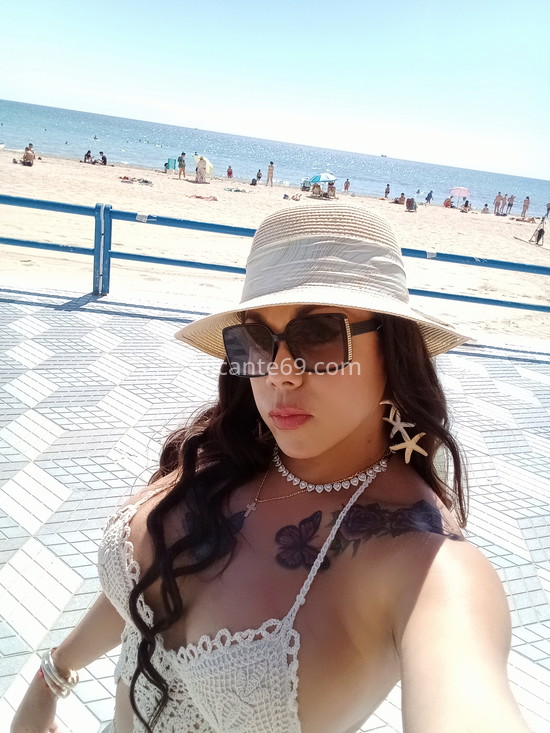 Ivón, por primera vez aquí. 612424826. Citas en ALICANTE, ALICANTE. www.alicante69.com.
