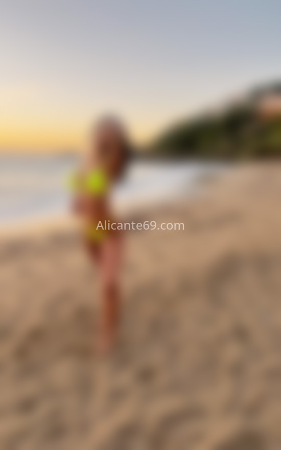 Daniela, venezolana por pocos días. 605741346. Citas en ALICANTE, ALICANTE. www.alicante69.com.