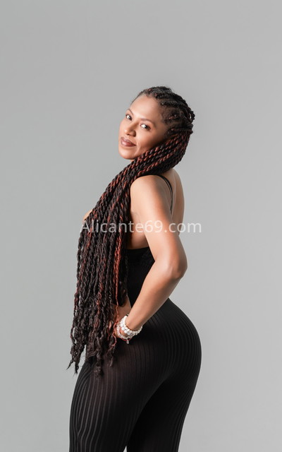 Naomys, chica tropical . 637105201. Citas en ALICANTE, ALICANTE. www.alicante69.com.