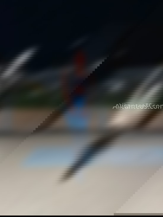 Sara, jovencita latina en la ciudad. 654102326. Citas en ALICANTE, ALICANTE. www.alicante69.com.