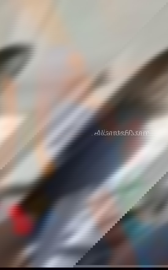 Celeste, joven venezolana. 624485048. Citas en ALICANTE, ALICANTE. www.alicante69.com.