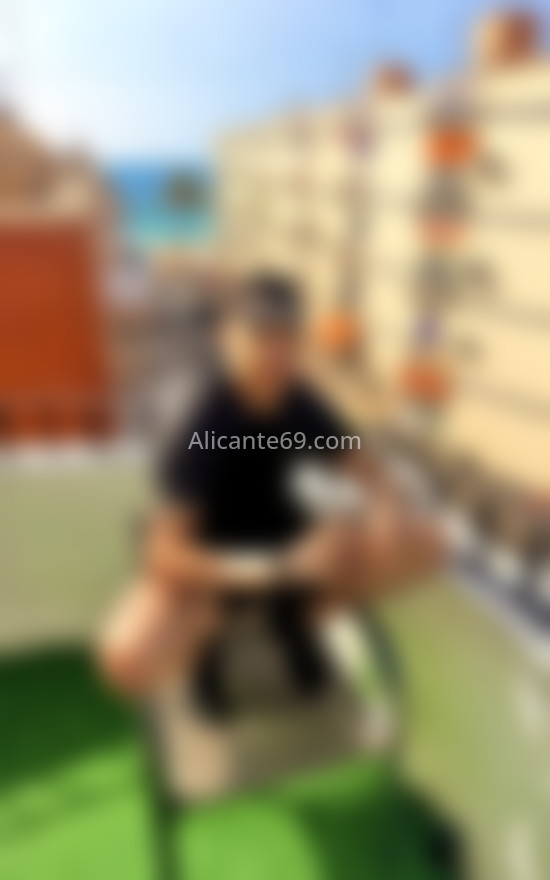 Ángel, chico latino. 632974384. Citas en ALICANTE, ALICANTE. www.alicante69.com.
