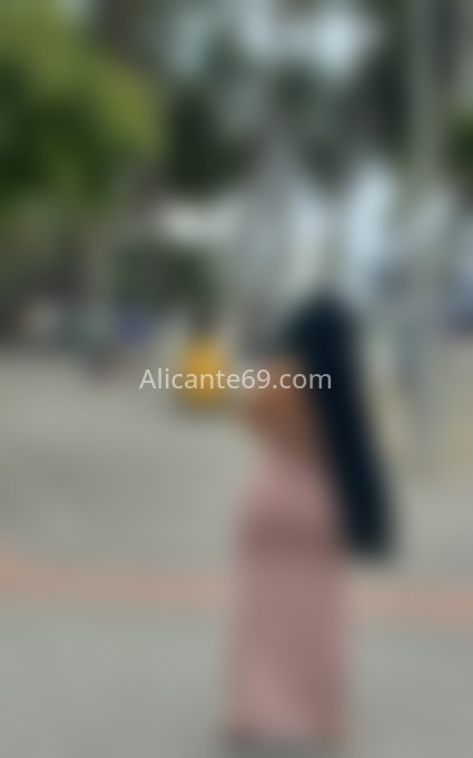 Daniela, modelo latina hermosa . 637157453. Citas en ALICANTE, ALICANTE. www.alicante69.com.