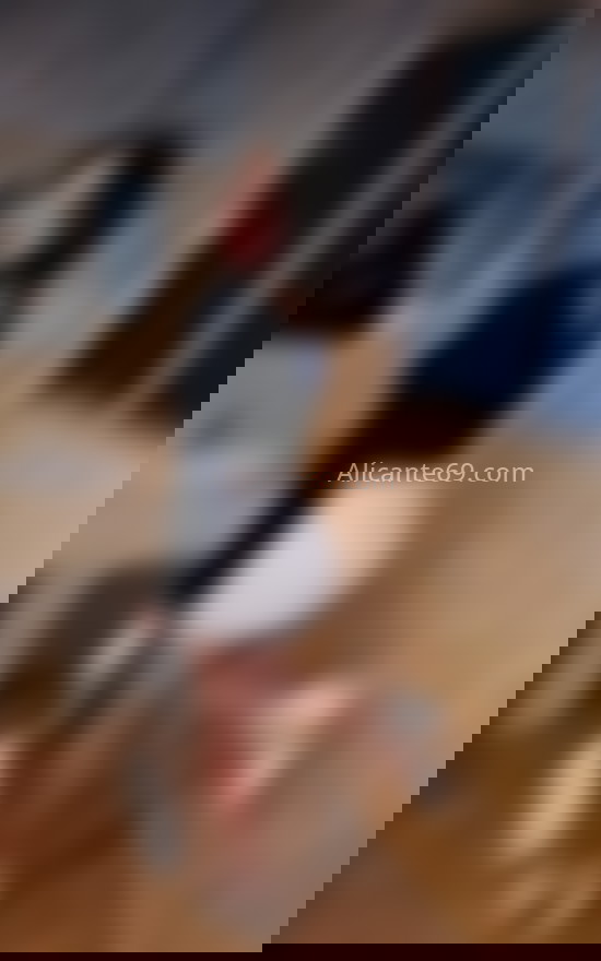 María, jovencita colombiana. 672876953. Citas en ALICANTE, ALICANTE. www.alicante69.com.