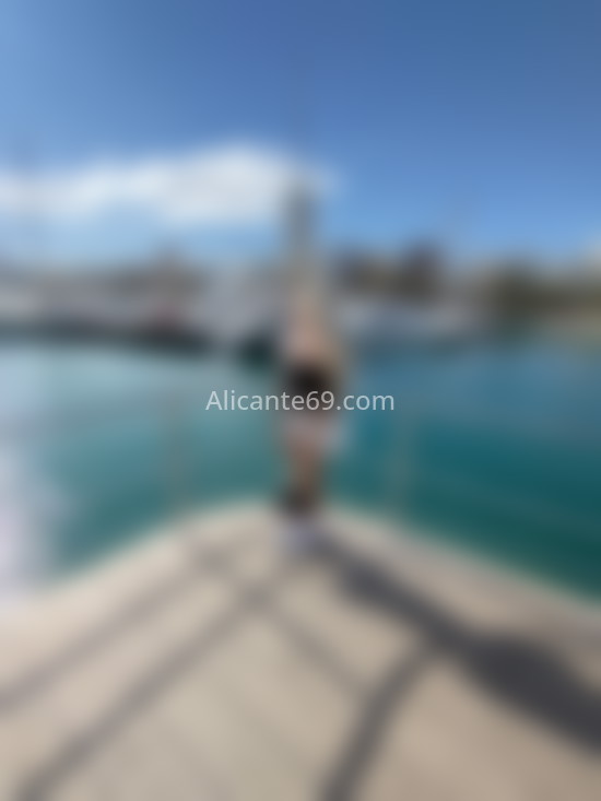 Valesca, trans brasileña. 613713756. Citas en ALICANTE, ALICANTE. www.alicante69.com.