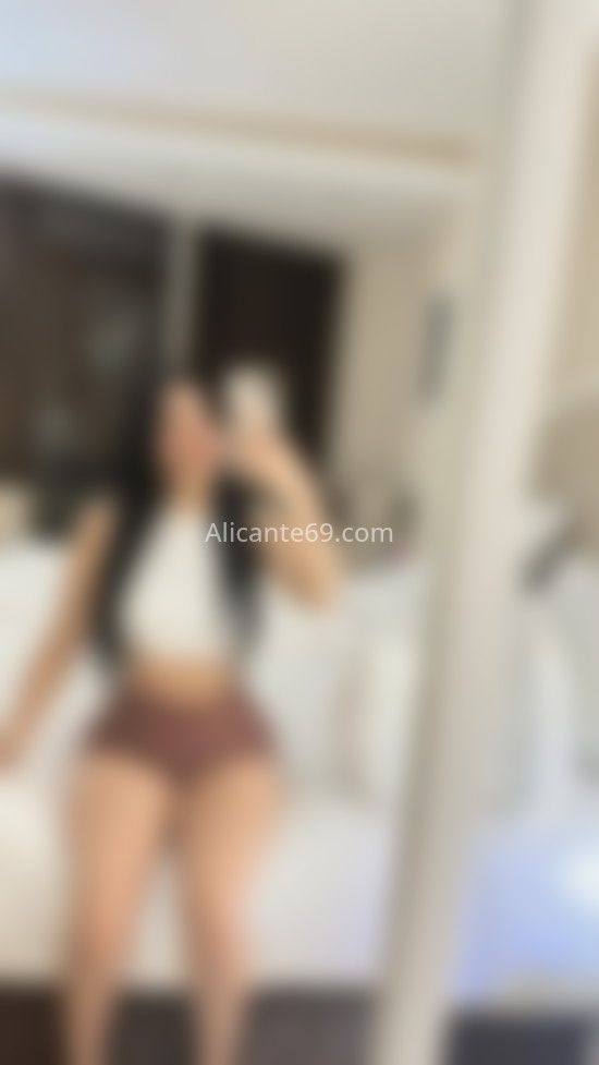 Key, venezolana de 20 años. 613309115. Citas en ALICANTE, ALICANTE. www.alicante69.com.