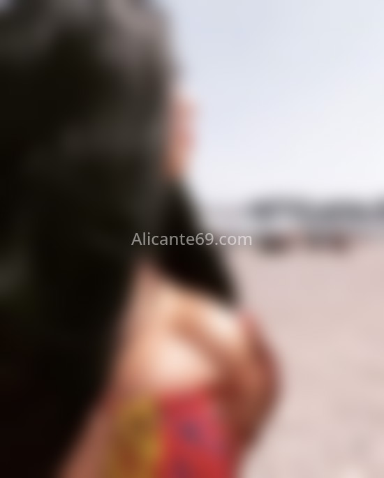 Karla, tu amiga favorita. 613945551. Citas en ALICANTE, ALICANTE. www.alicante69.com.
