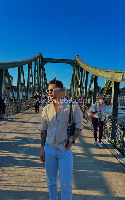 Sebastián Useche, venezolano. 666767235. Citas en ALICANTE, ALICANTE. www.alicante69.com.