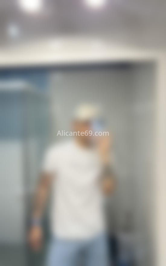 Sebastián Useche, venezolano. 666767235. Citas en ALICANTE, ALICANTE. www.alicante69.com. Sebastián Useche, venezolano. 666767235. Citas en ALICANTE, ALICANTE. www.alicante69.com.