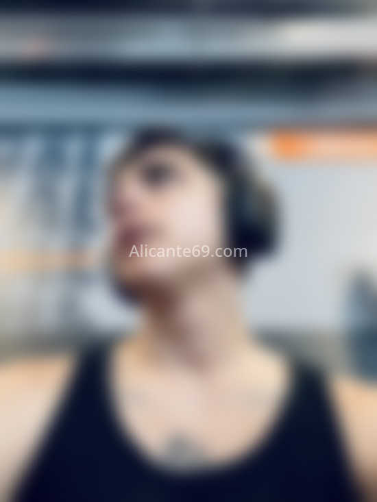 Sebas, latino simpático y divertido . 624931290. Citas en ALICANTE, ALICANTE. www.alicante69.com.